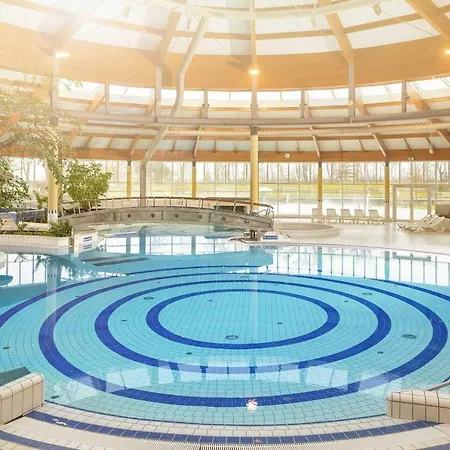 Meeresblick Residenzen 63 Deluxe, Inklusive Sauna Und Schwimmbadnutzung Im Ahoi Sellin Apartment