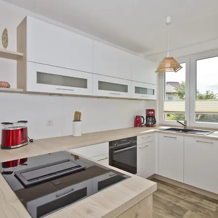 Meeresblick 63: Seaside Retreat With Ahoi Access * Goehren (Ruegen)