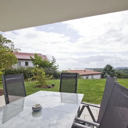 Mit Meerblick Und Terrasse, Gratis Nutzung Vom Ahoi Erlebnisbad Und Sauna In Sellin - Meeresblick 63 Goehren (Ruegen)