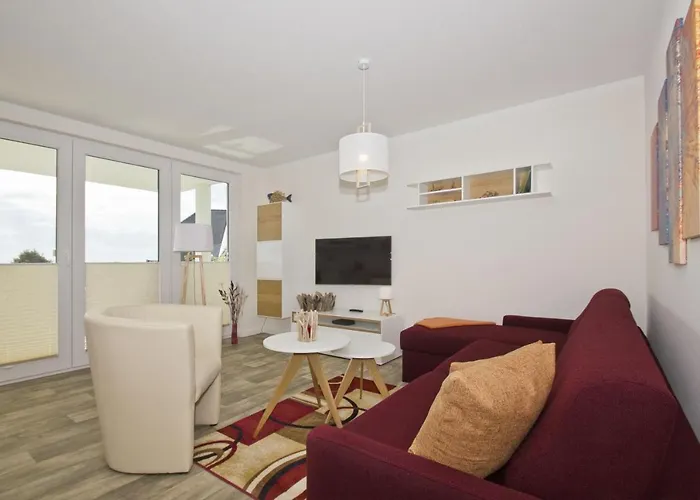 Mit Meerblick Und Terrasse, Gratis Nutzung Vom Ahoi Erlebnisbad Und Sauna In Sellin - Meeresblick 63 Appartement *