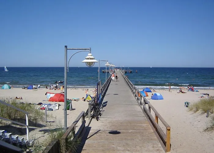 Mit Meerblick Und Terrasse, Gratis Nutzung Vom Ahoi Erlebnisbad Und Sauna In Sellin - Meeresblick 63 Goehren (Ruegen)